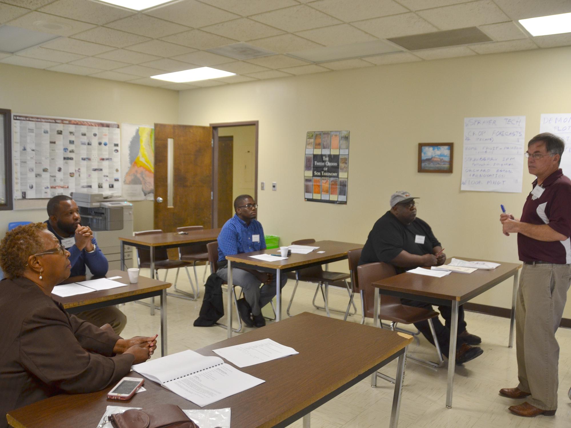 Bill Evans, a Mississippi State University researcher with the Mississippi Agricultural and Forestry Experiment Station, discussed research and education priorities with representatives of the fruit and nut commodity group on Feb. 22, 2017. MSU Extension Service specialists and agents also took part in the annual MSU Central Mississippi Producer Advisory Council meeting in Raymond, Mississippi. (Photo by MSU Extension Service/Susan Collins-Smith)