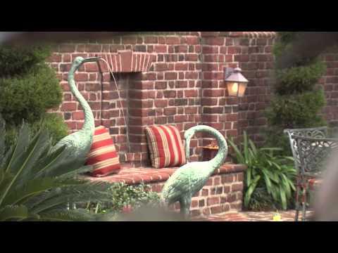 Walled Gardens, Southern Gardening TV - December 12, 2012
